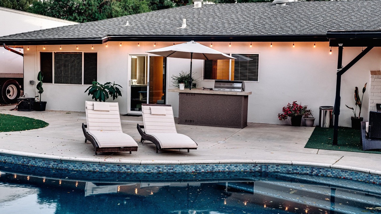 Photo of Outdoor in Canoga Park