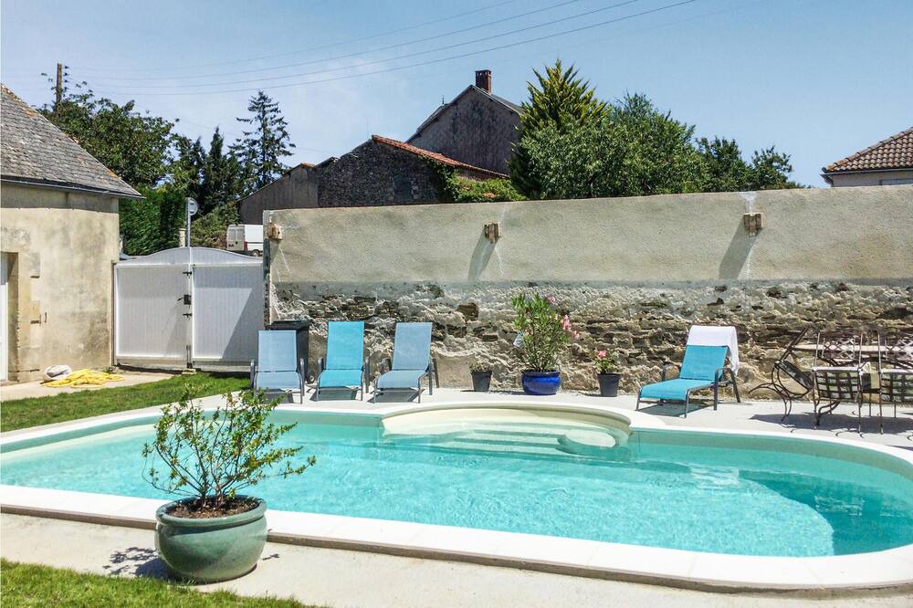 Photo of Outdoor in Loge-Fougereuse