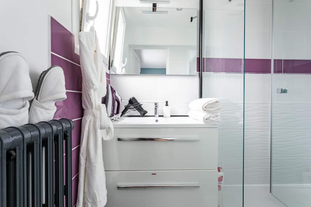 Photo of Bathroom in Janze