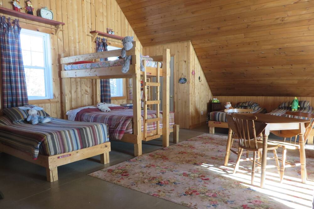 Photo of Bedroom in Saint-Elie-de-Caxton