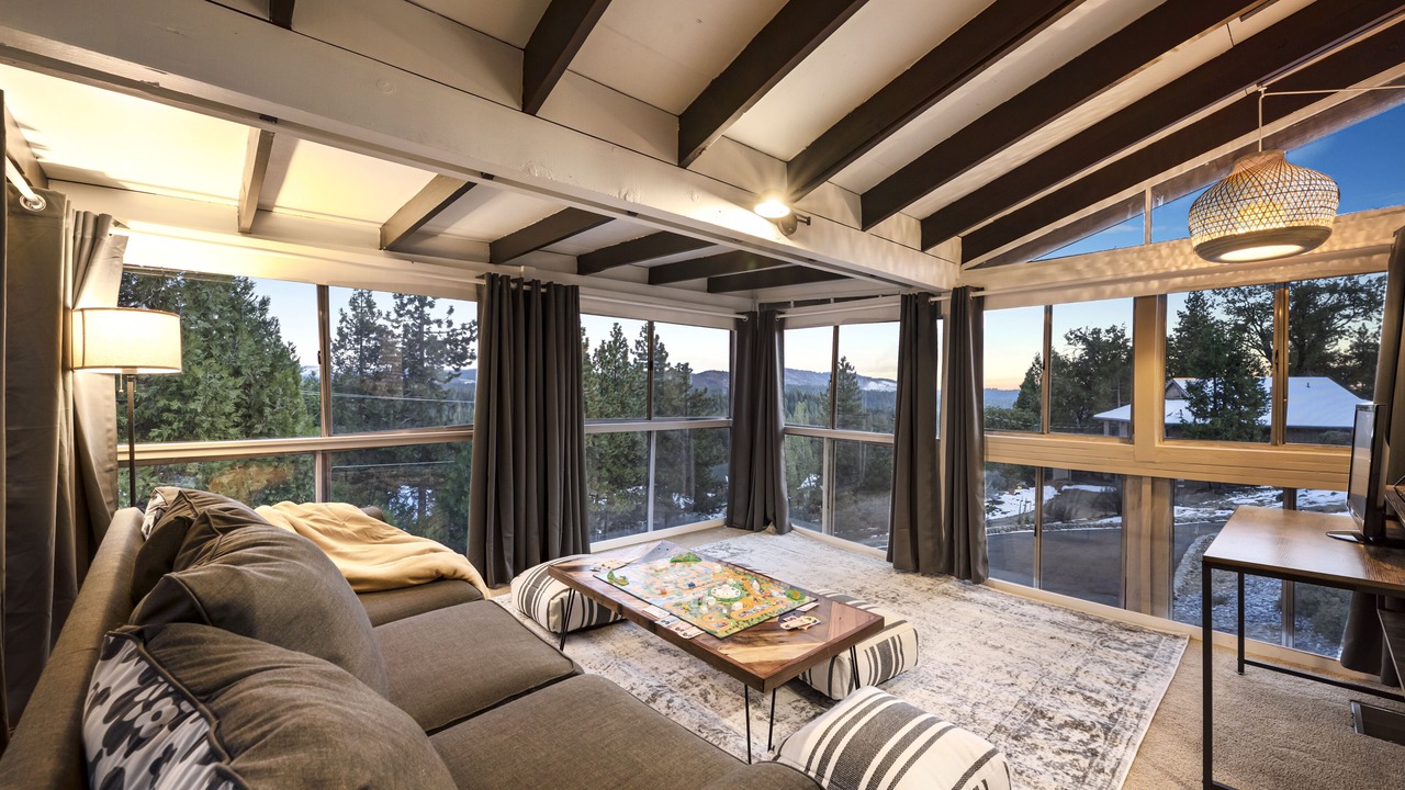 Photo of Livingroom in Pollock Pines