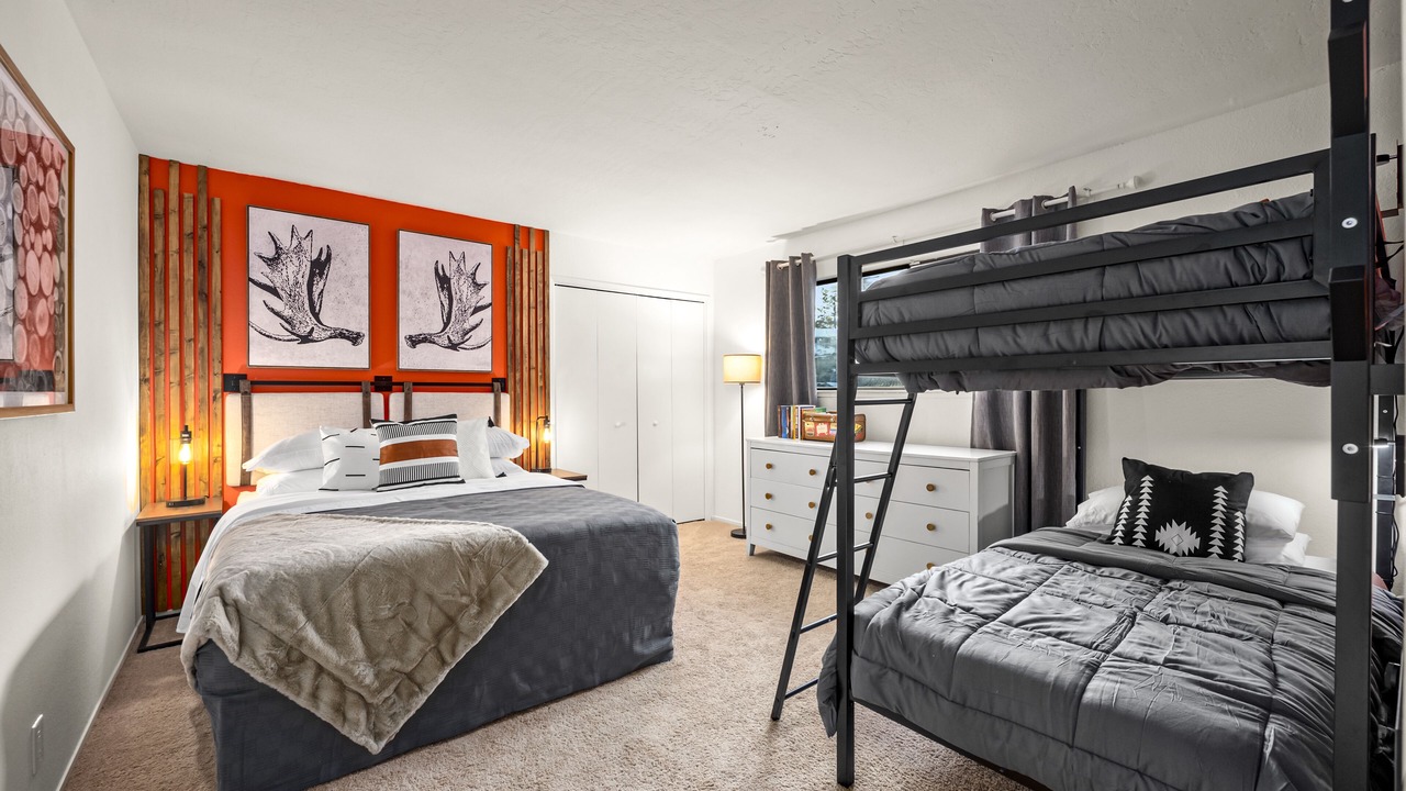 Photo of Bedroom in Pollock Pines