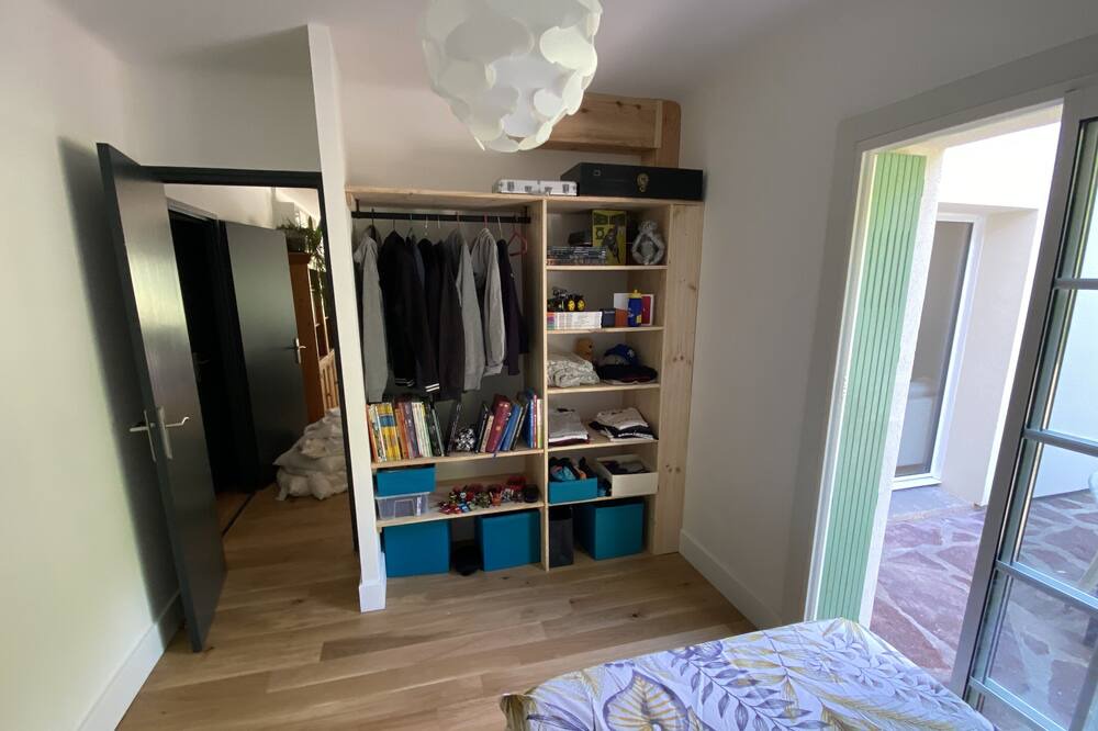 Photo of Bedroom in Assas