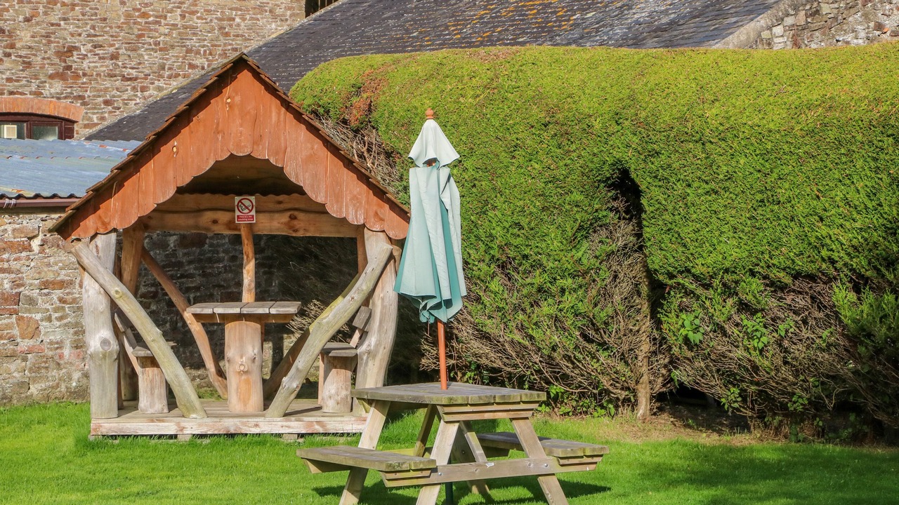 Photo of Outdoor in Westleigh