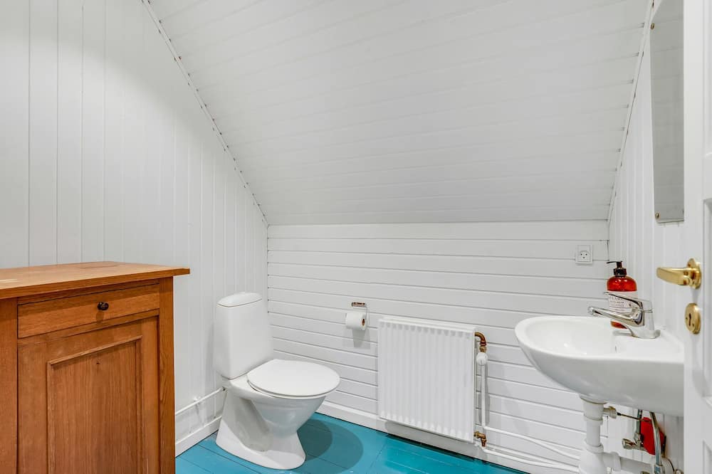 Photo of Bathroom in Fej