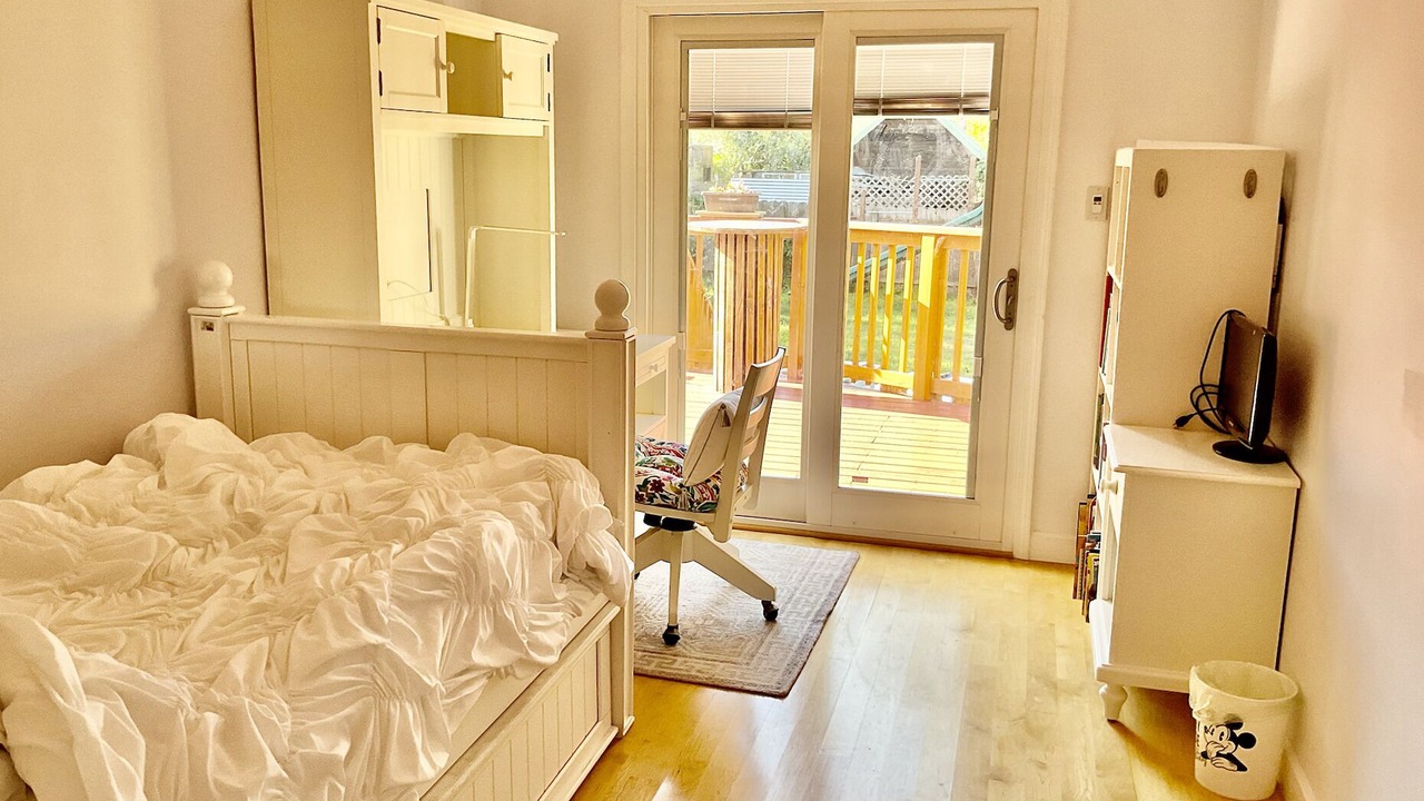 Photo of Others in Poets Corner