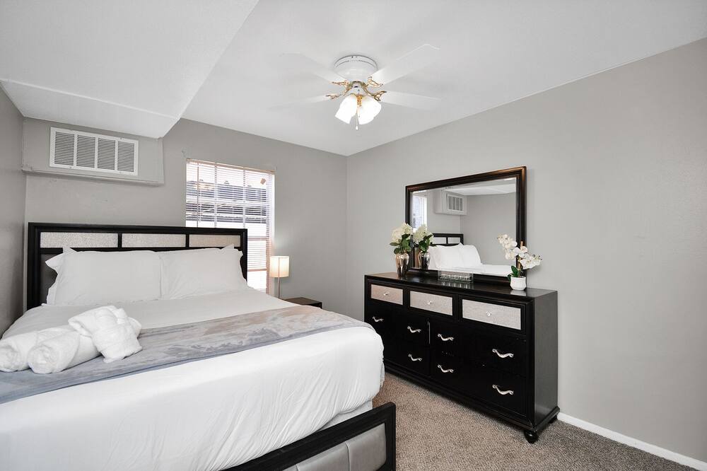 Photo of Bedroom in Webster