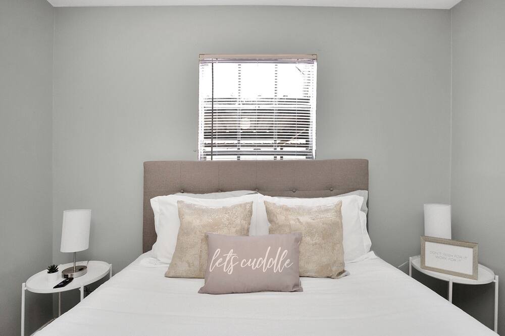 Photo of Bedroom in Webster
