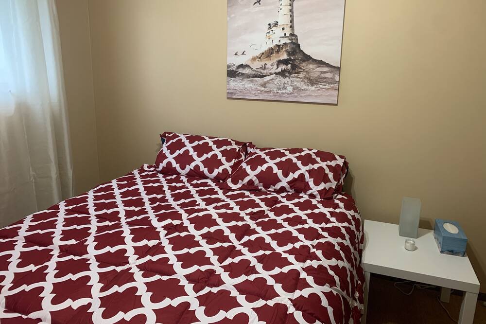 Photo of Bedroom in Thompson