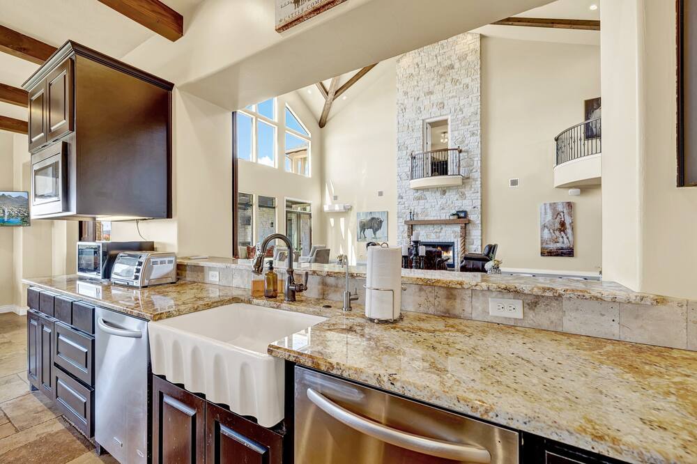 Photo of Bedroom in Dripping Springs