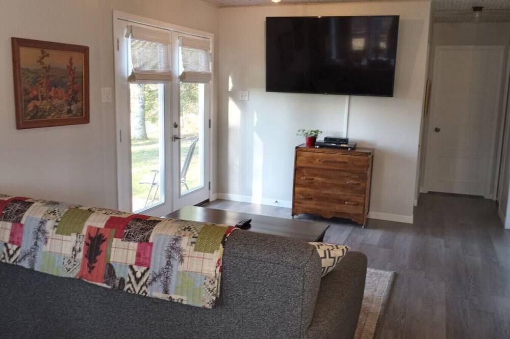 Photo of Bedroom in Coe Hill