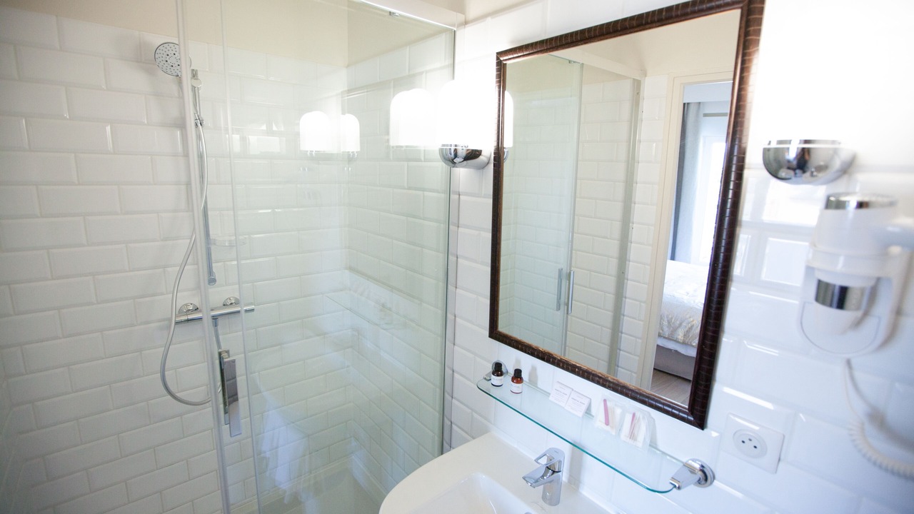 Photo of Bathroom in Barneville-Carteret
