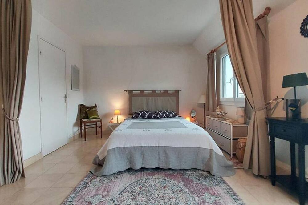 Photo of Bedroom in Benerville-sur-Mer
