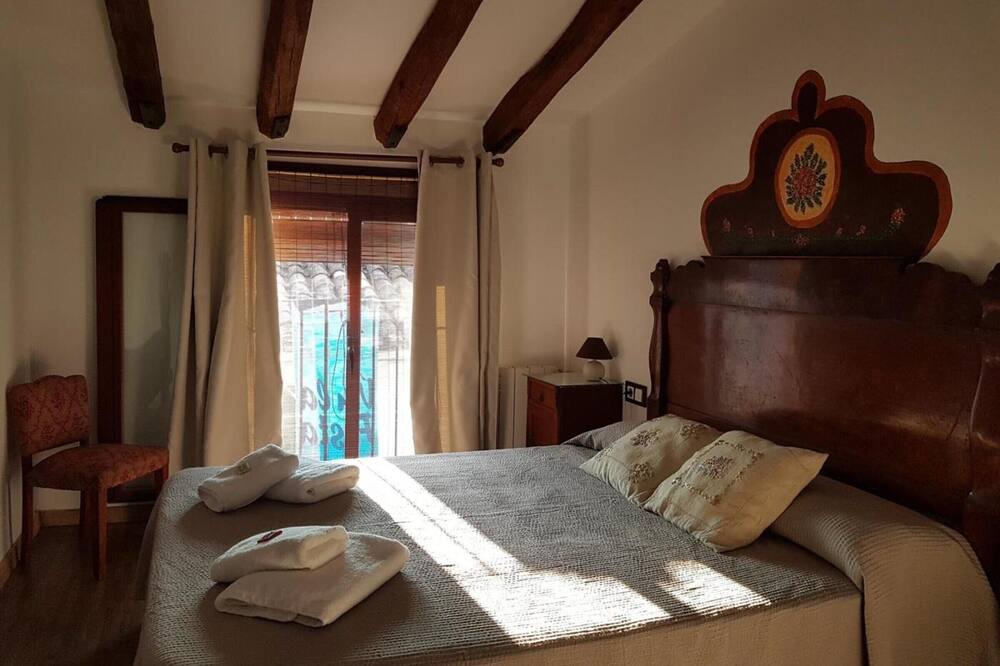 Photo of Bedroom in Falset