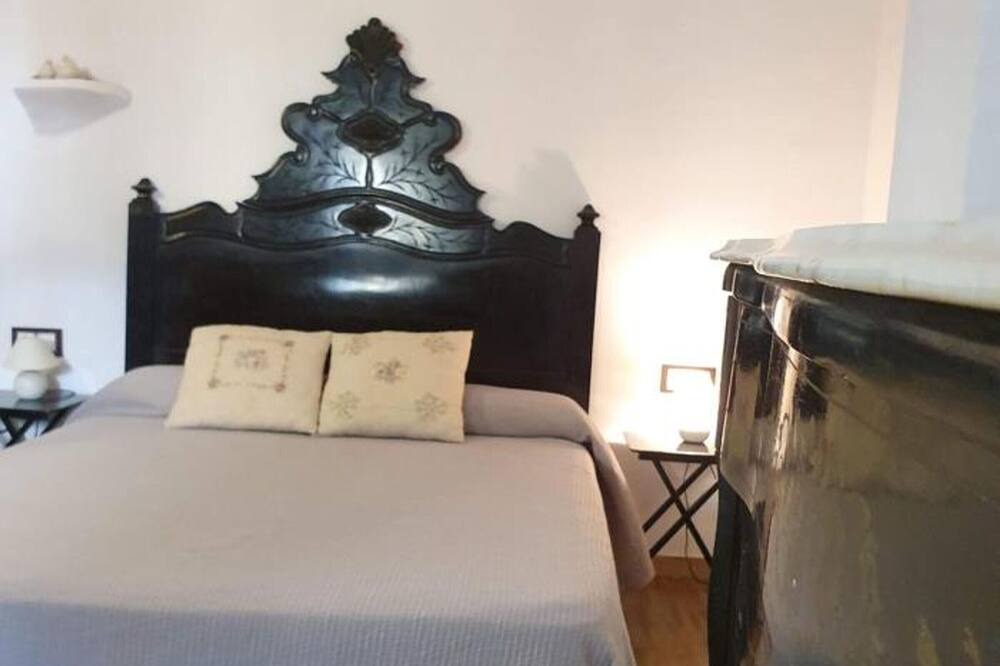 Photo of Bedroom in Falset