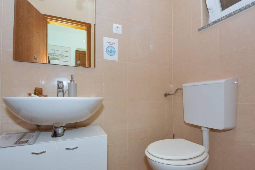 Photo of Bathroom in Veli Iz