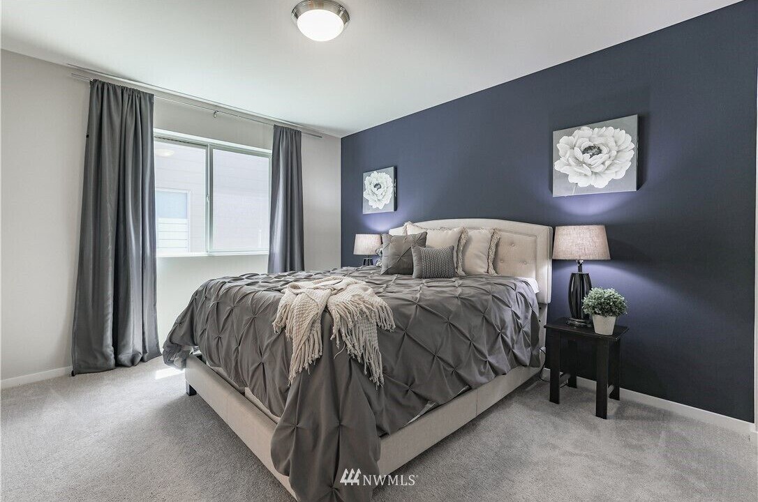 Photo of Others in Maple Valley