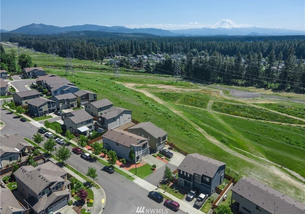 Photo of Outdoor in Maple Valley