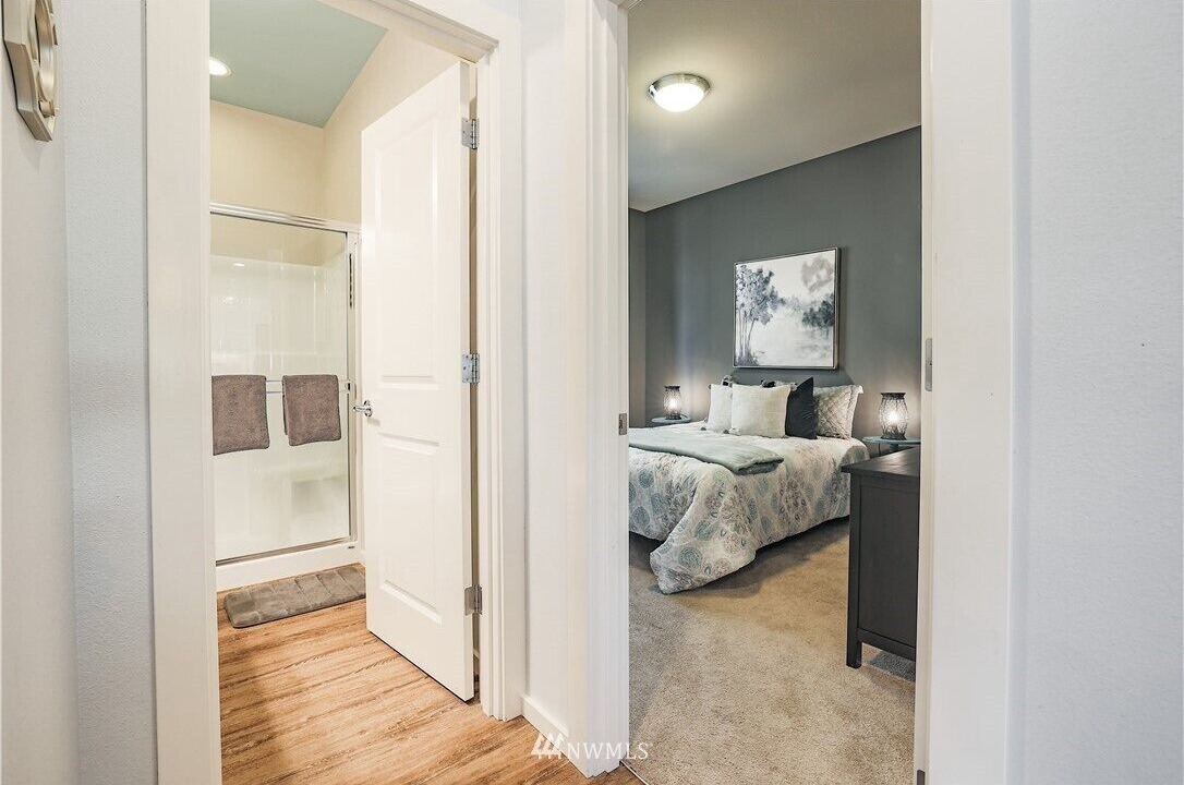 Photo of Others in Maple Valley