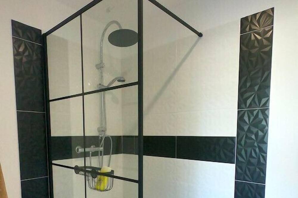 Photo of Bathroom in Sorgues