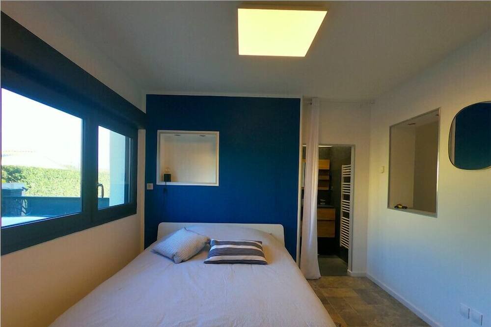 Photo of Bedroom in Sorgues