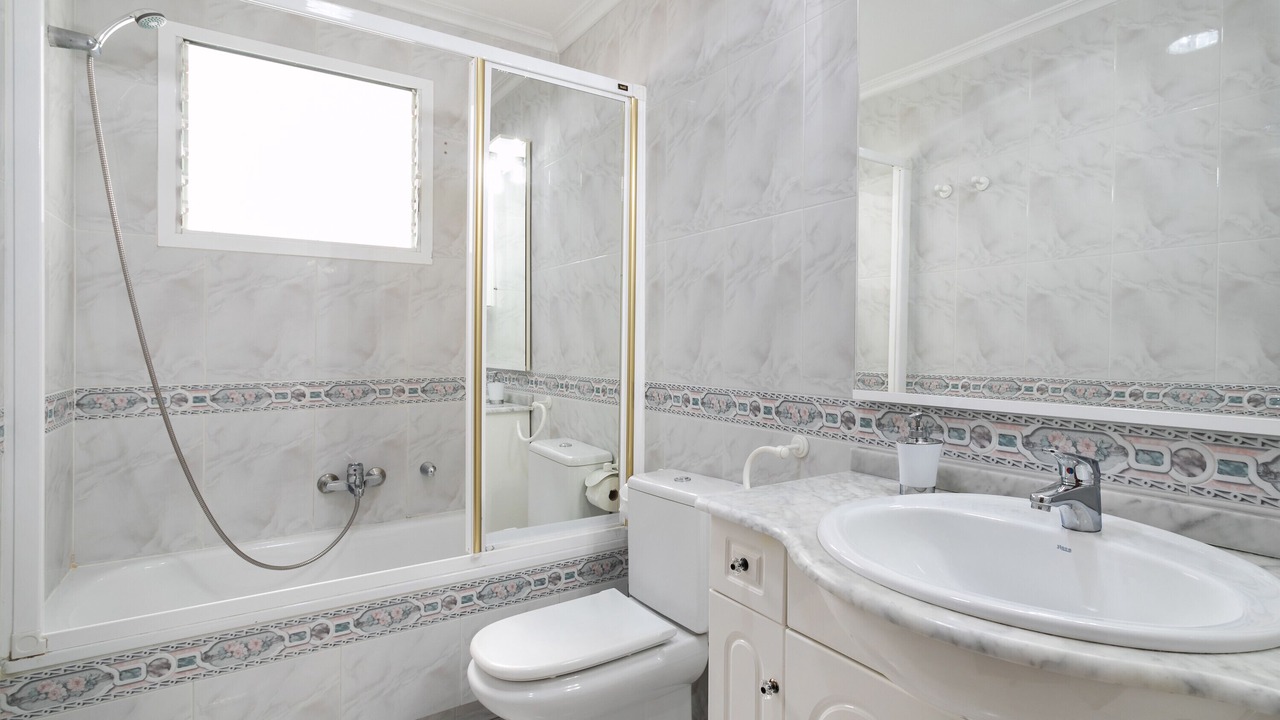 Photo of Bathroom in Elche