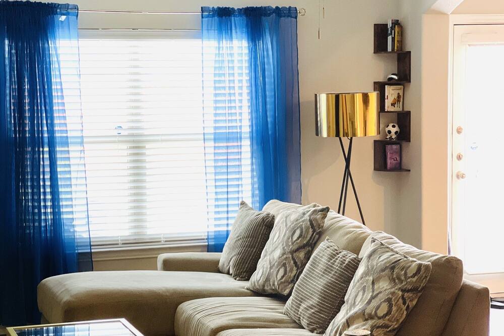 Photo of Livingroom in Dallas