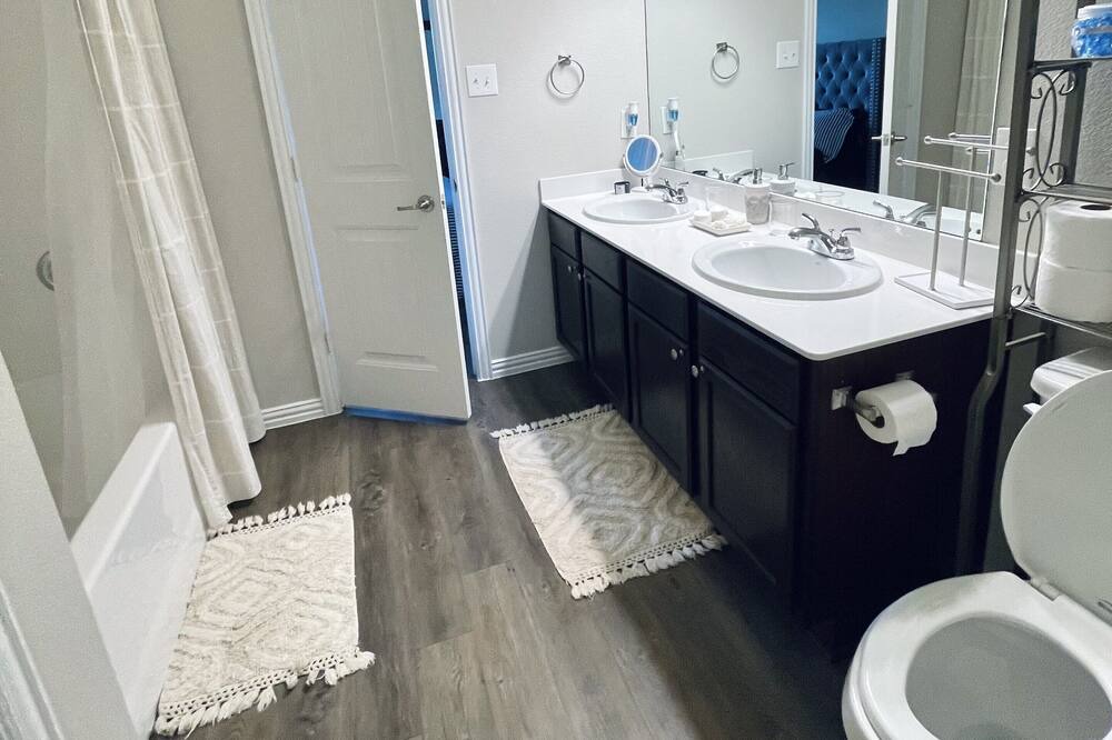 Photo of Bathroom in Dallas