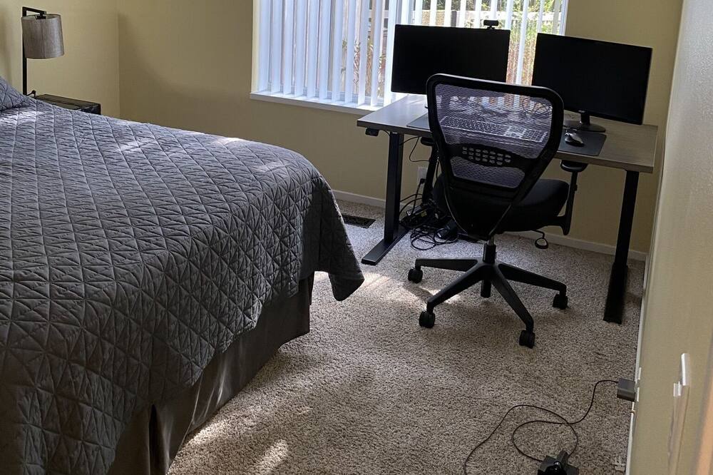 Photo of Others in Lincoln Beach