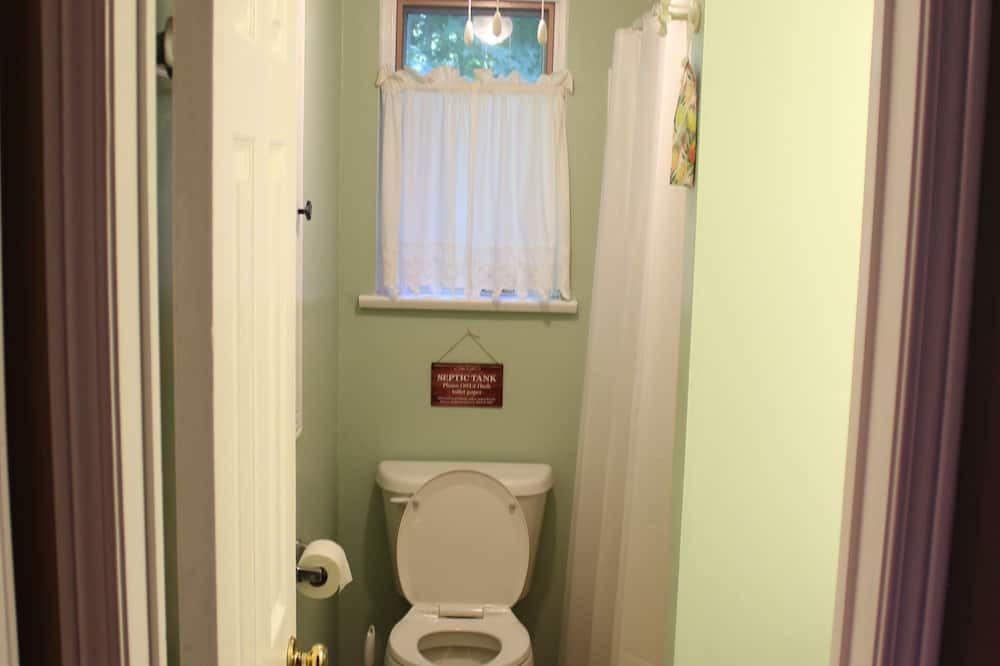 Photo of Bathroom in Lafontaine