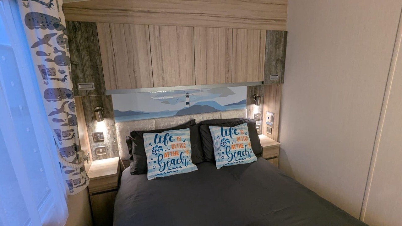 Photo of Others in Sandilands