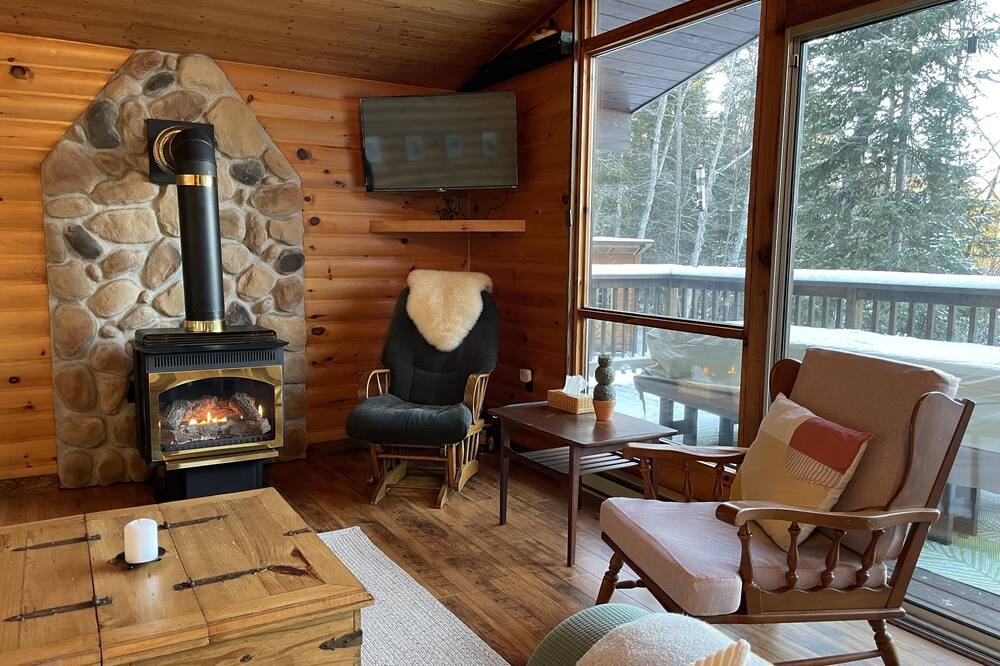 Photo of Livingroom in Novar