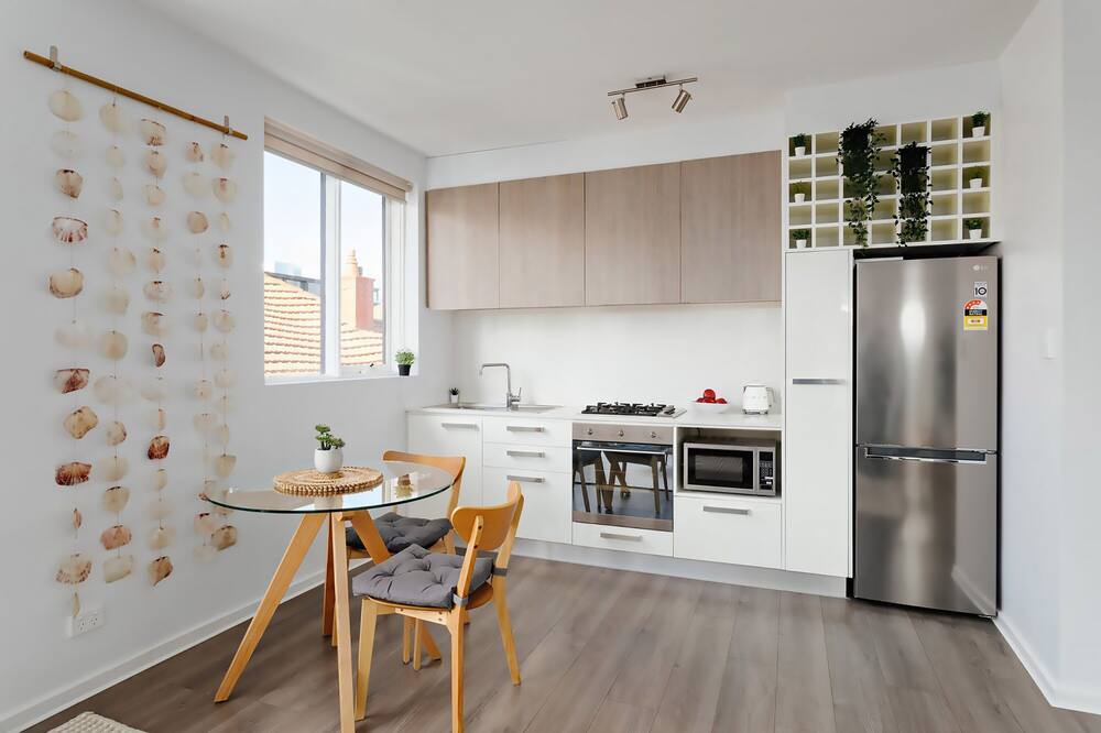 Photo of Others in Elwood