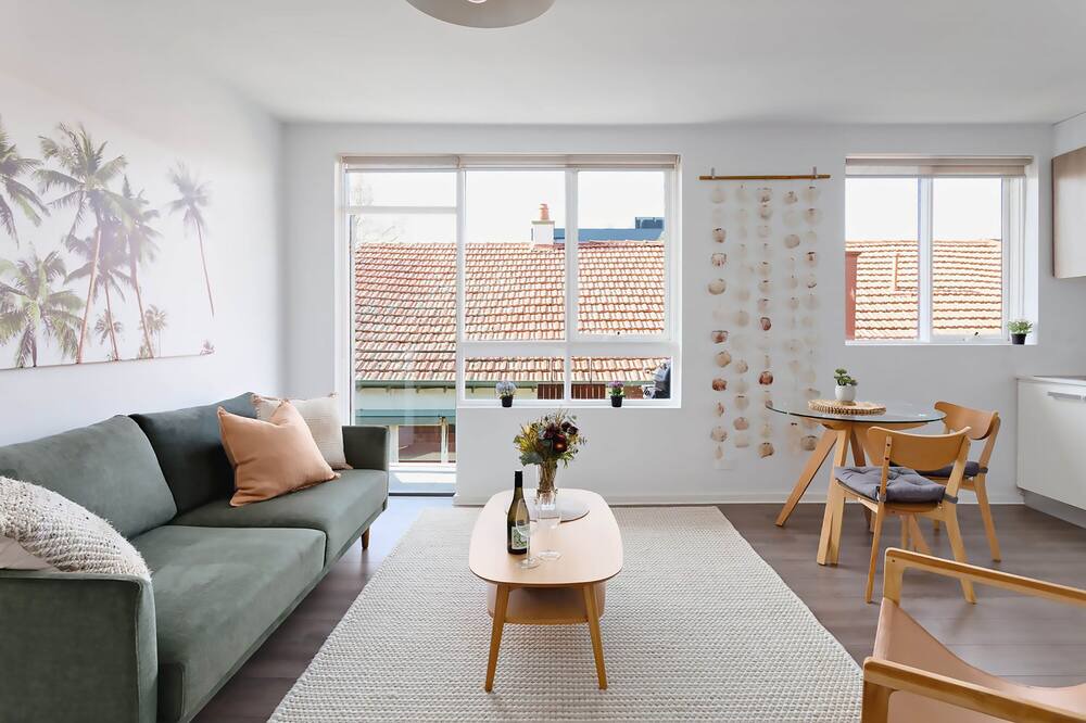 Photo of Others in Elwood