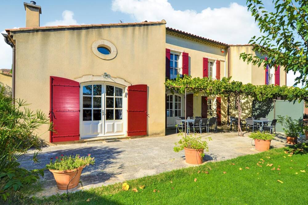 Photo of Outdoor in Maillane