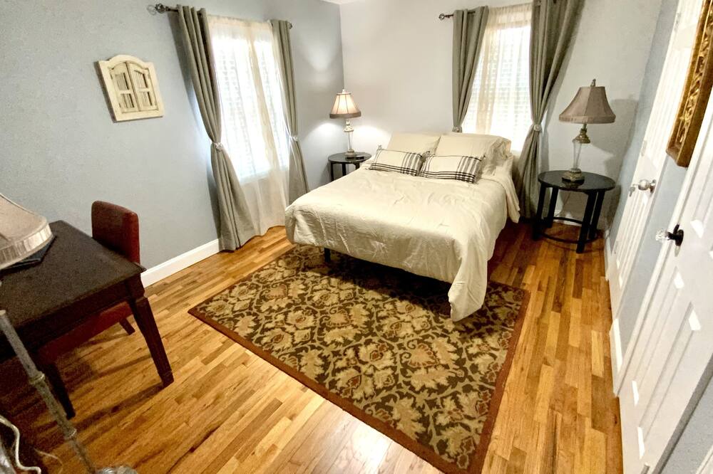 Photo of Bedroom in Heart of Lubbock