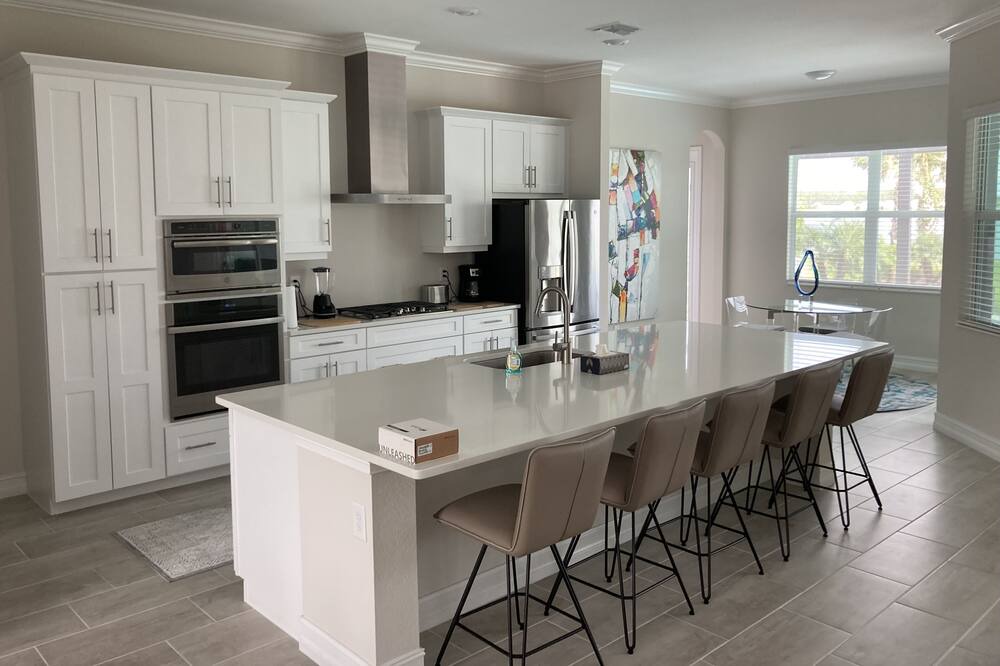 Photo of Kitchen in Biggar