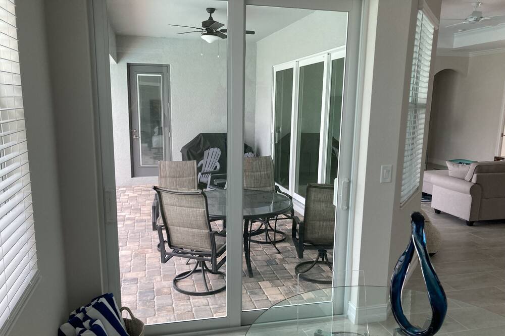 Photo of Patio Balcony in Biggar
