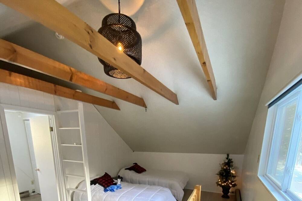 Photo of Bedroom in Chertsey