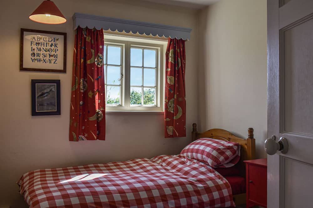 Photo of Bedroom in Farley