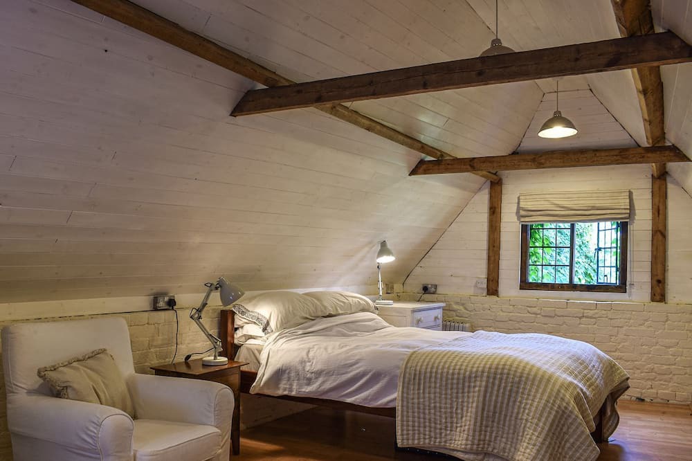 Photo of Bedroom in Farley