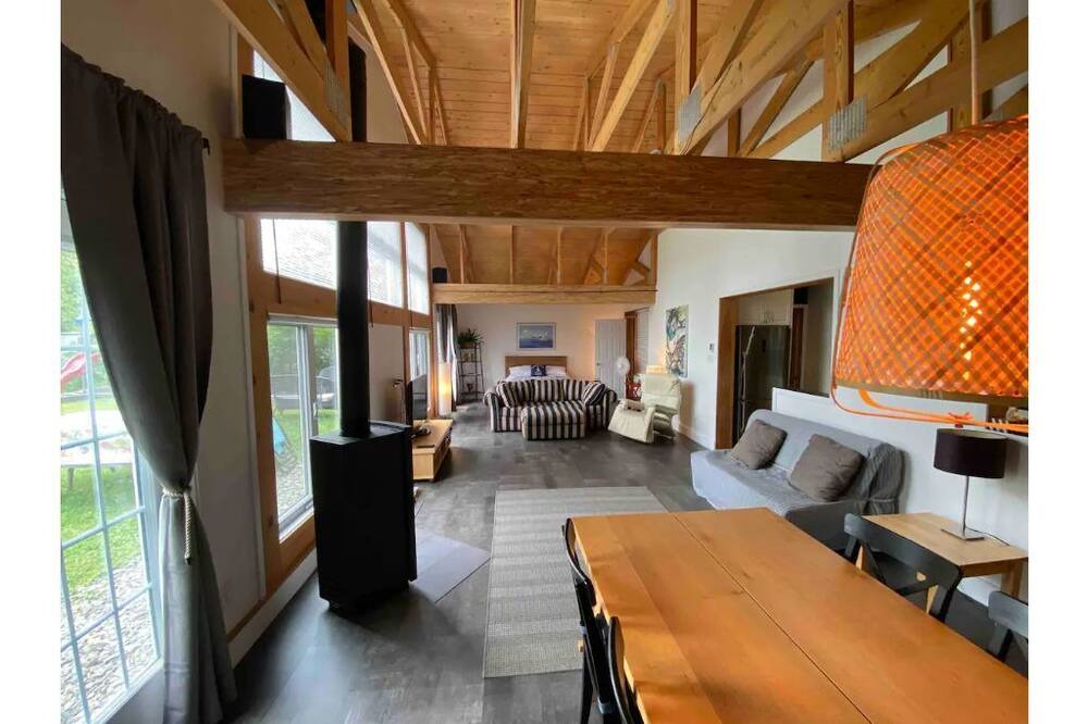 Photo of Livingroom in L'Ange-Gardien