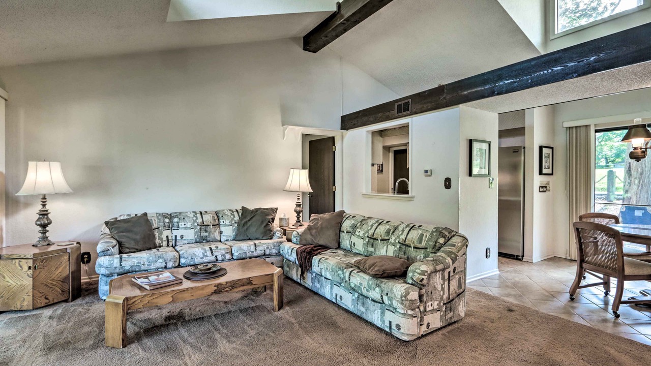 Photo of Livingroom in Osage Beach