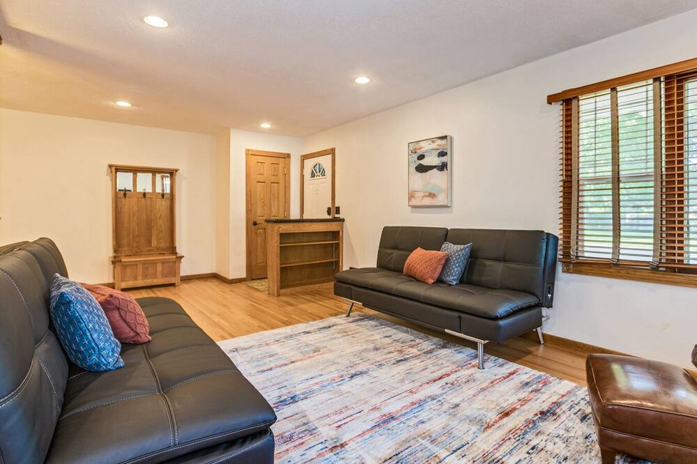 Photo of Livingroom in St. Anthony