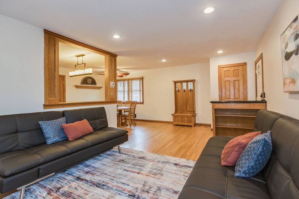 Photo of Livingroom in St. Anthony