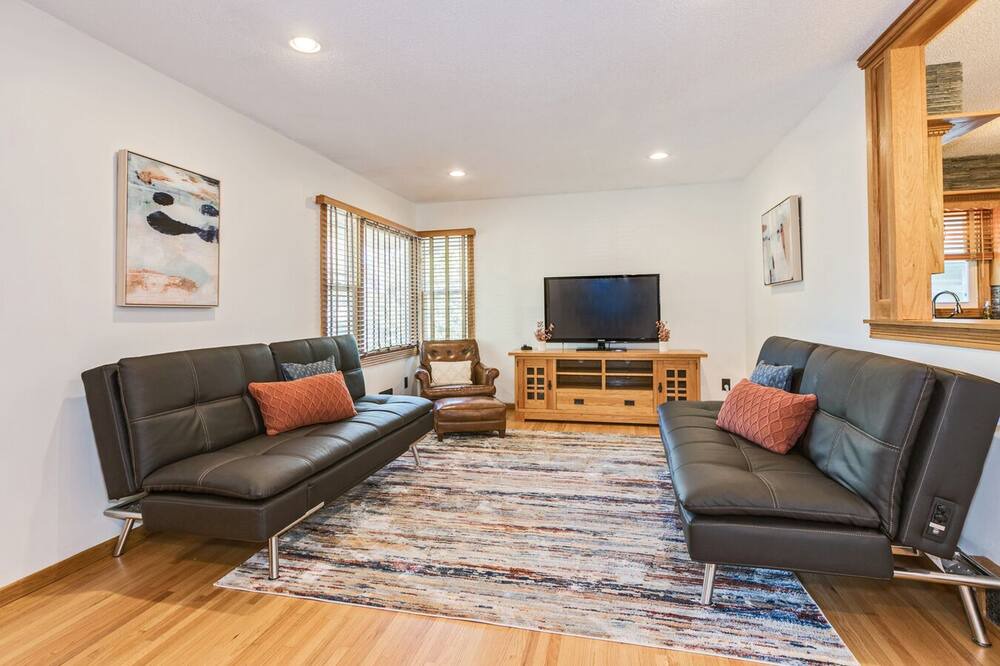 Photo of Livingroom in St. Anthony