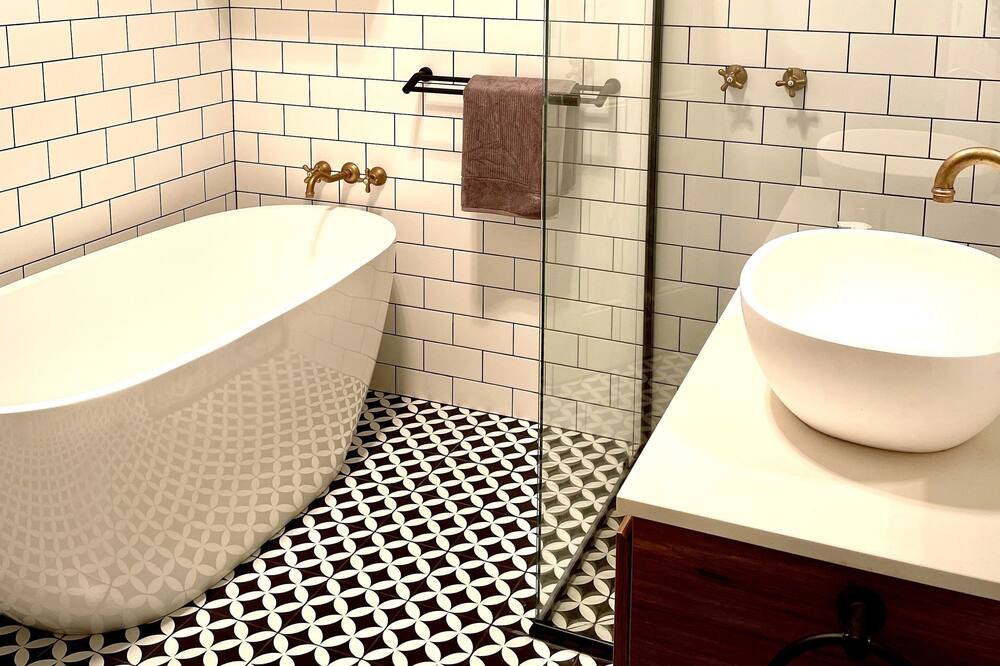 Photo of Bathroom in Warrnambool