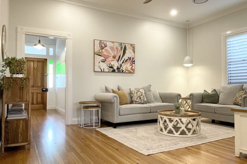 Photo of Livingroom in Singleton