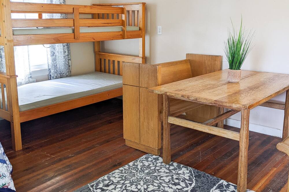 Photo of Bedroom in Buckingham