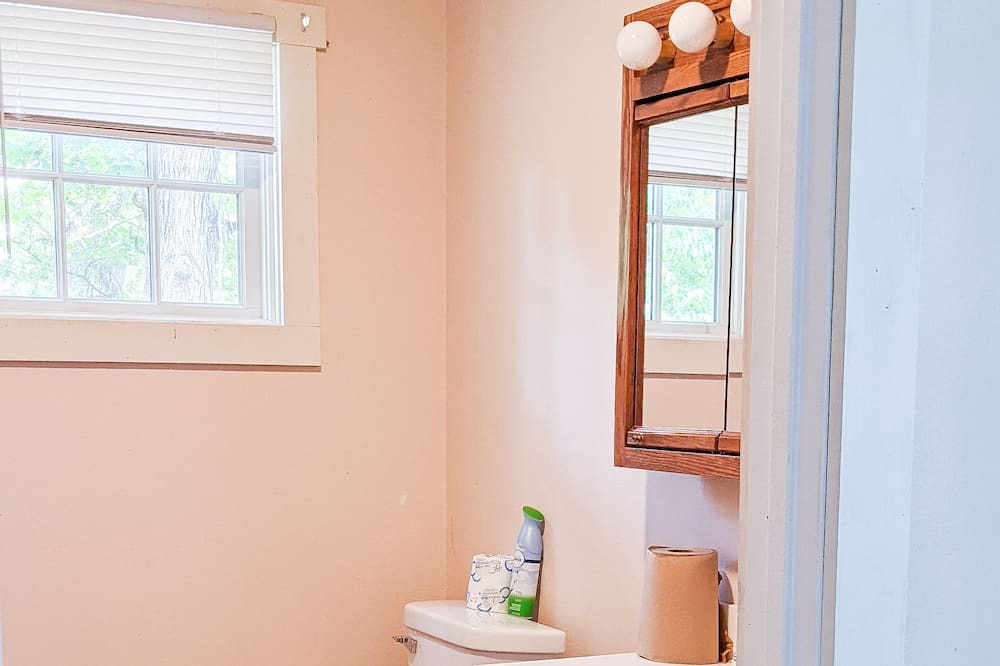 Photo of Bathroom in Buckingham